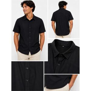 Men's Black Short-Sleeve Button-Down Shirt - Casual Classic